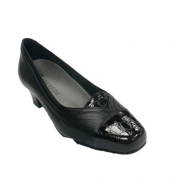 https://www.calzadoslabalear.com/10580-thickbox_default/zapato-mujer-de-vestir-combinado-punta-piel-cocodrilo-trebede-en-negro.jpg