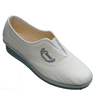 Closed elastic woman shoes on the instep Aguas nuevas in white