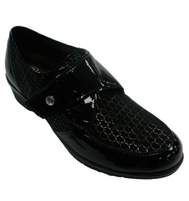 Women's shoes rest skin and patent leather snake Pitillos in black