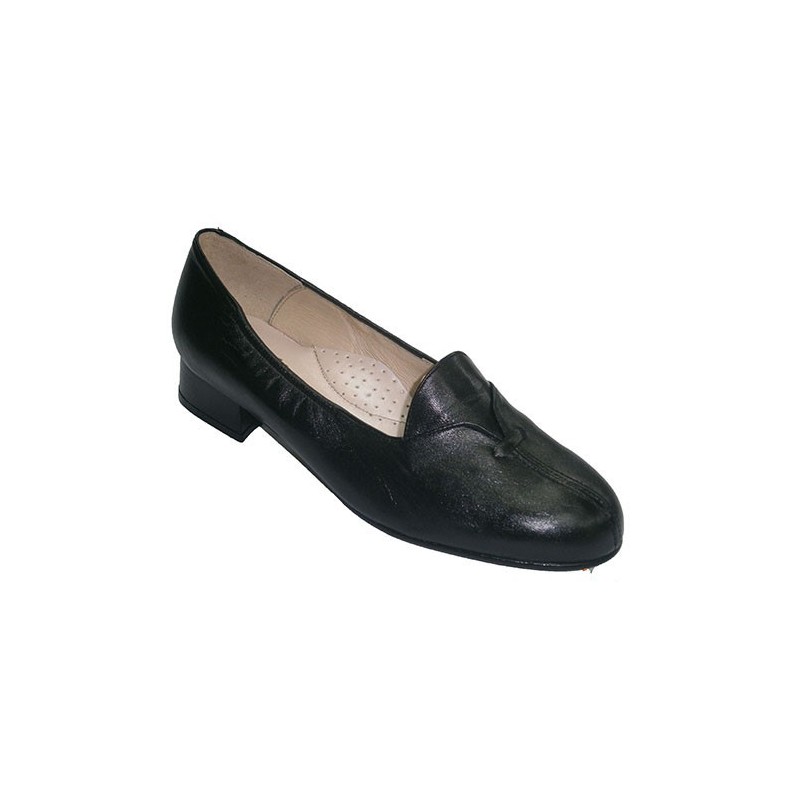 Zapatos especiales poco tacón con solapa en negro online